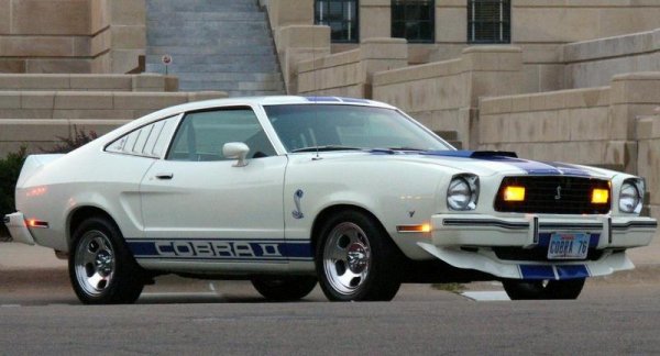 1976 Mustang Cobra II.JPG