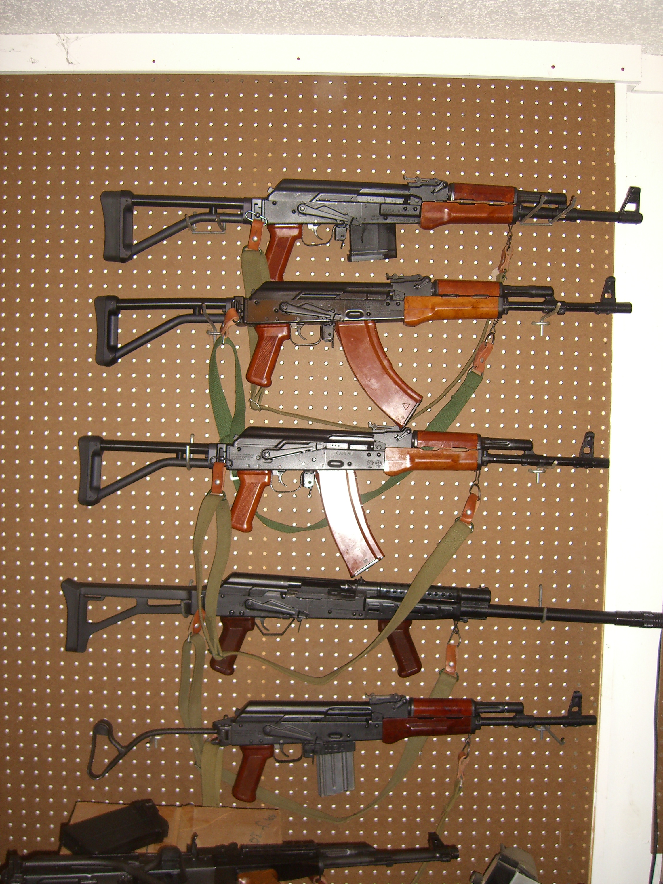 Vertical grips Pros and Cons with each brand Saiga12 forum.Saiga