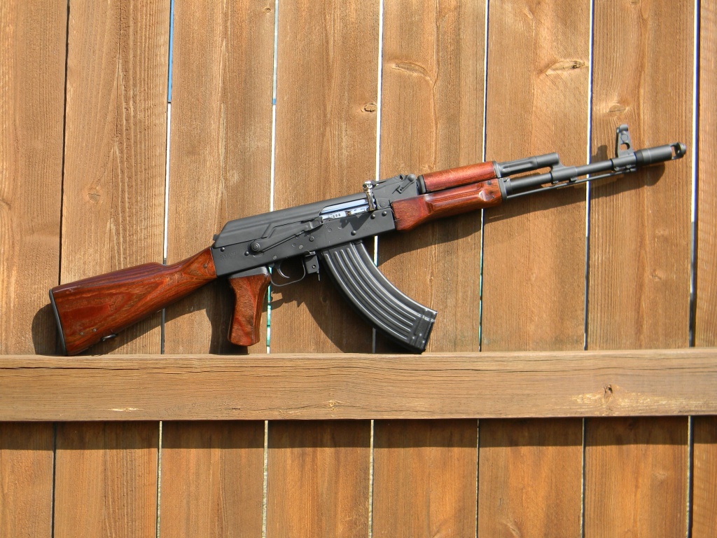 which ak47 wood stocks & handguards?? Saiga .308